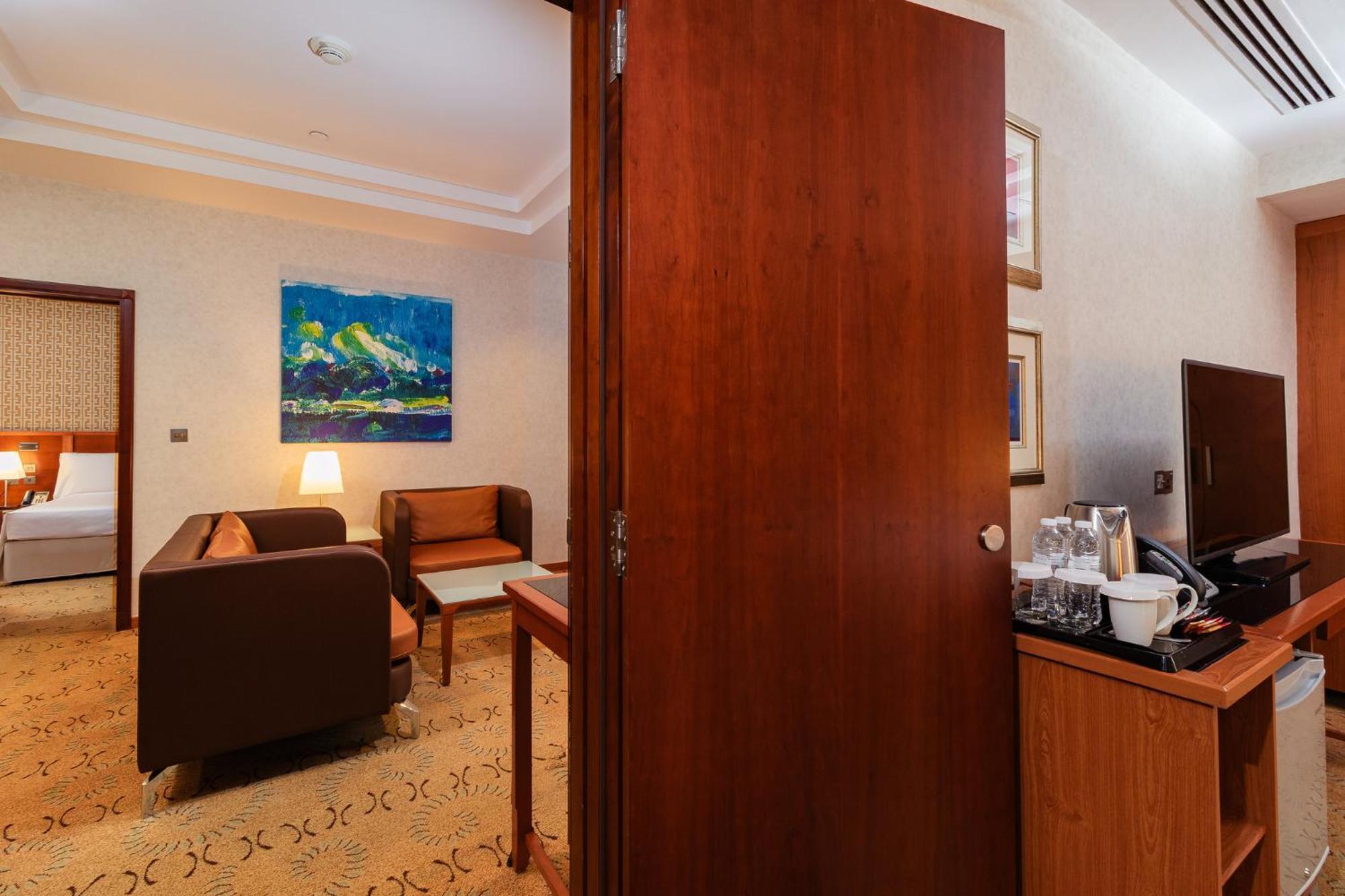 Holiday Inn Kuwait By Ihg Koweït Extérieur photo