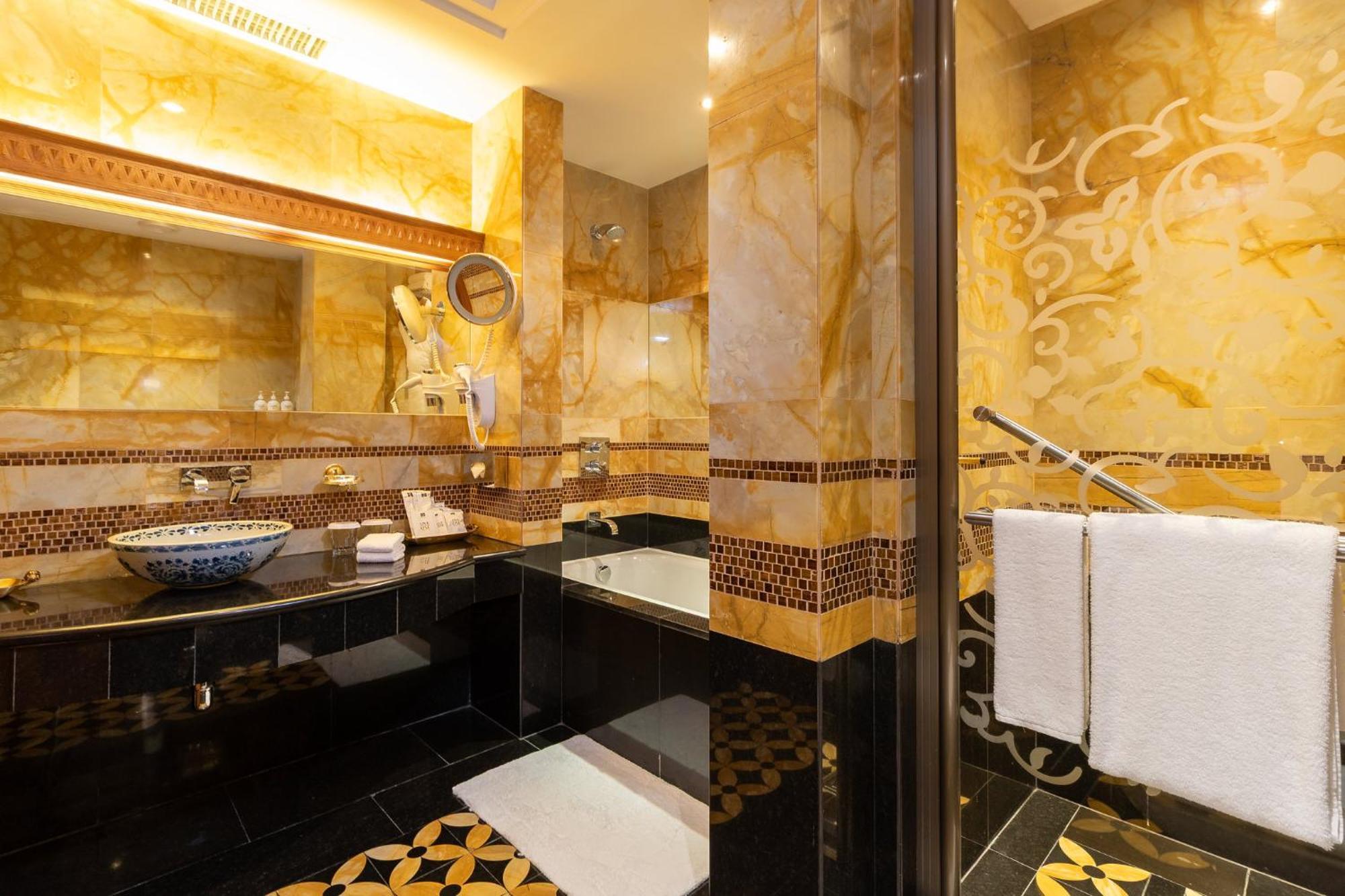 Holiday Inn Kuwait By Ihg Koweït Extérieur photo